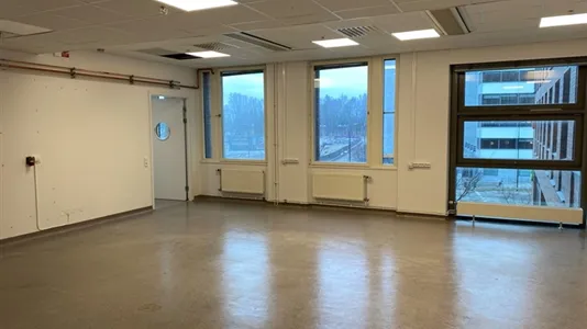 Industrilokaler att hyra i Solna - foto 4