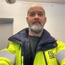 Patrik söker industrilokal eller garage för uthyrning i Umeå